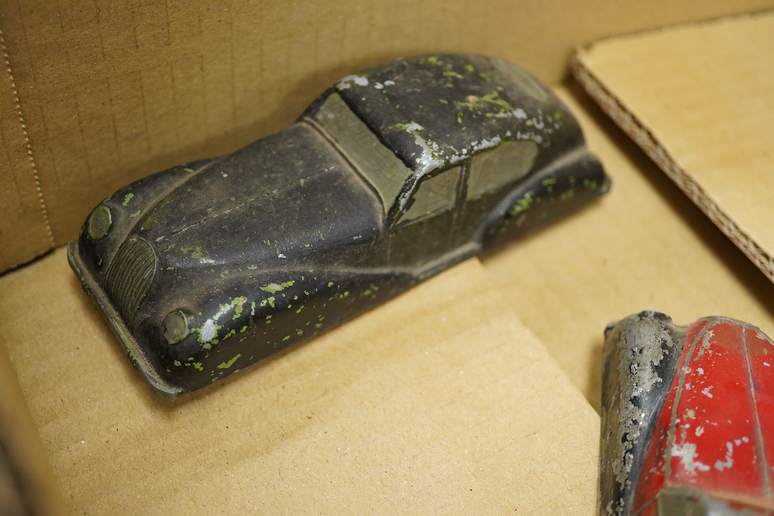Six boxed Dinky Toys; Rolls-Royce Silver Wraith (150), Sunbeam Rapier Saloon (166), Studebaker Golden Hawk (169), Studebaker Land Cruiser (172), Hudson Hornet Sedan (174), and Rambler Cross Country Station Wagon (193)